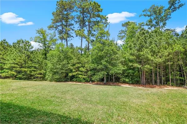 $250,000 | 413 Crossover Road, Pineville, LA 71360