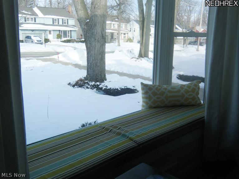 1121 Ford Road Lyndhurst, OH 44124 - Photo 4 of 21 Window seat in living room