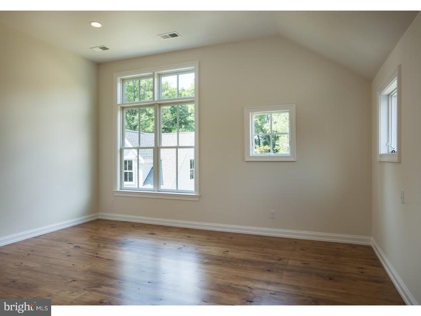 541 Red Fox Lane Wayne, PA 19087 - Photo 11 of 14 Gallery Image 11