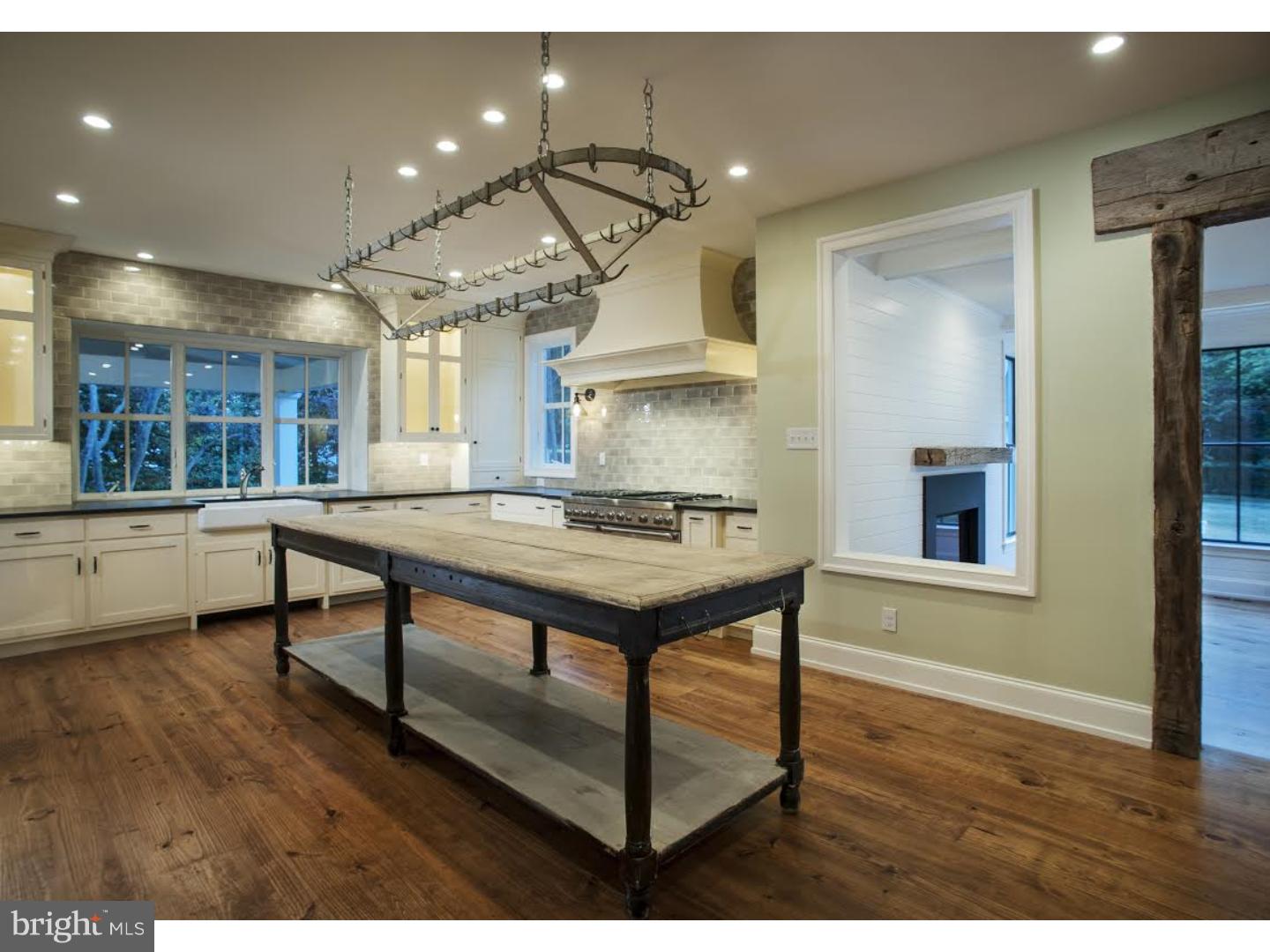 541 Red Fox Lane Wayne, PA 19087 - Photo 6 of 14 Gallery Image 6