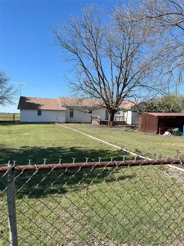 $189,000 | 1374 Farm To Market Road 744, Hubbard, TX 76648
