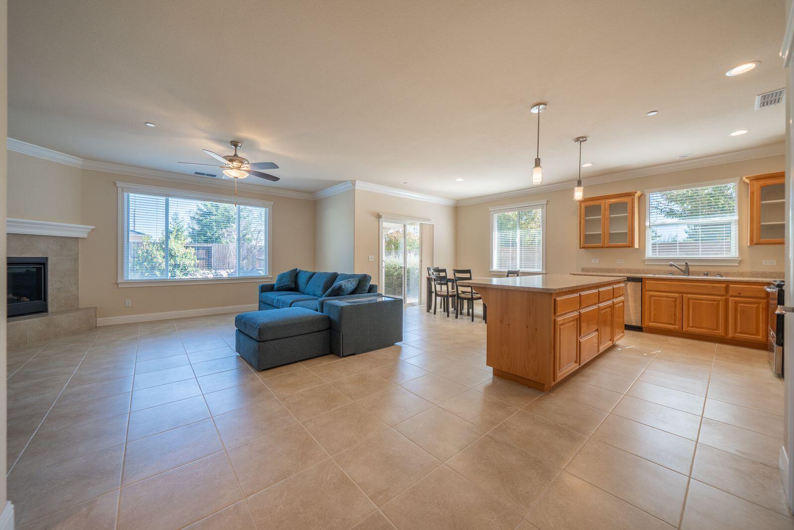 3498 Hotlam Road Redding, CA 96002 - Photo 12 of 48 uP5y8NSg