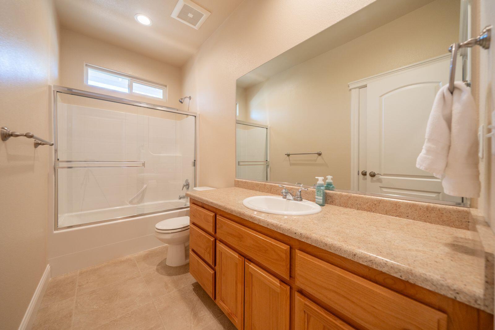 3498 Hotlam Road Redding, CA 96002 - Photo 22 of 48 fnjk7E4w