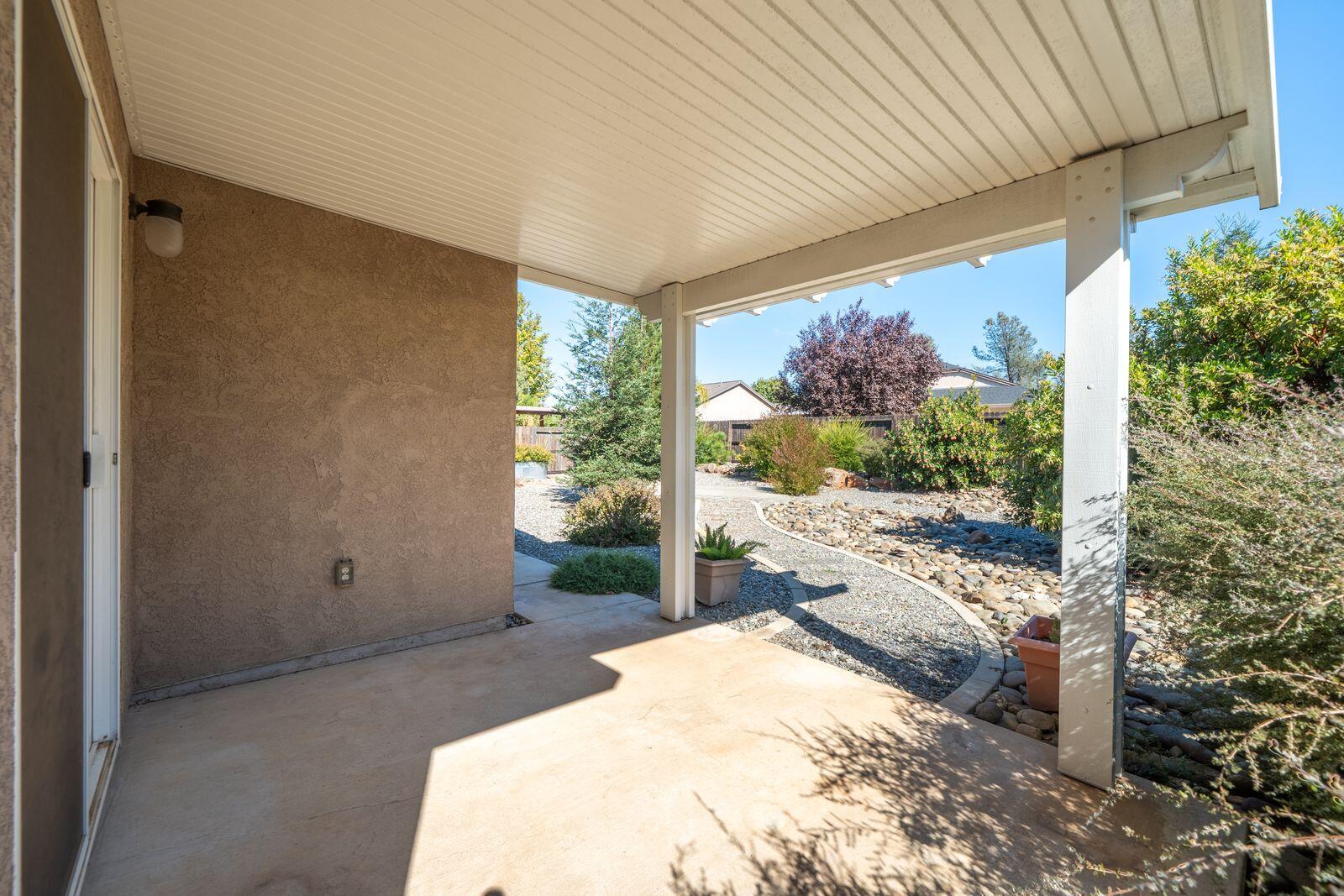 3498 Hotlam Road Redding, CA 96002 - Photo 29 of 48 WGwQscjA