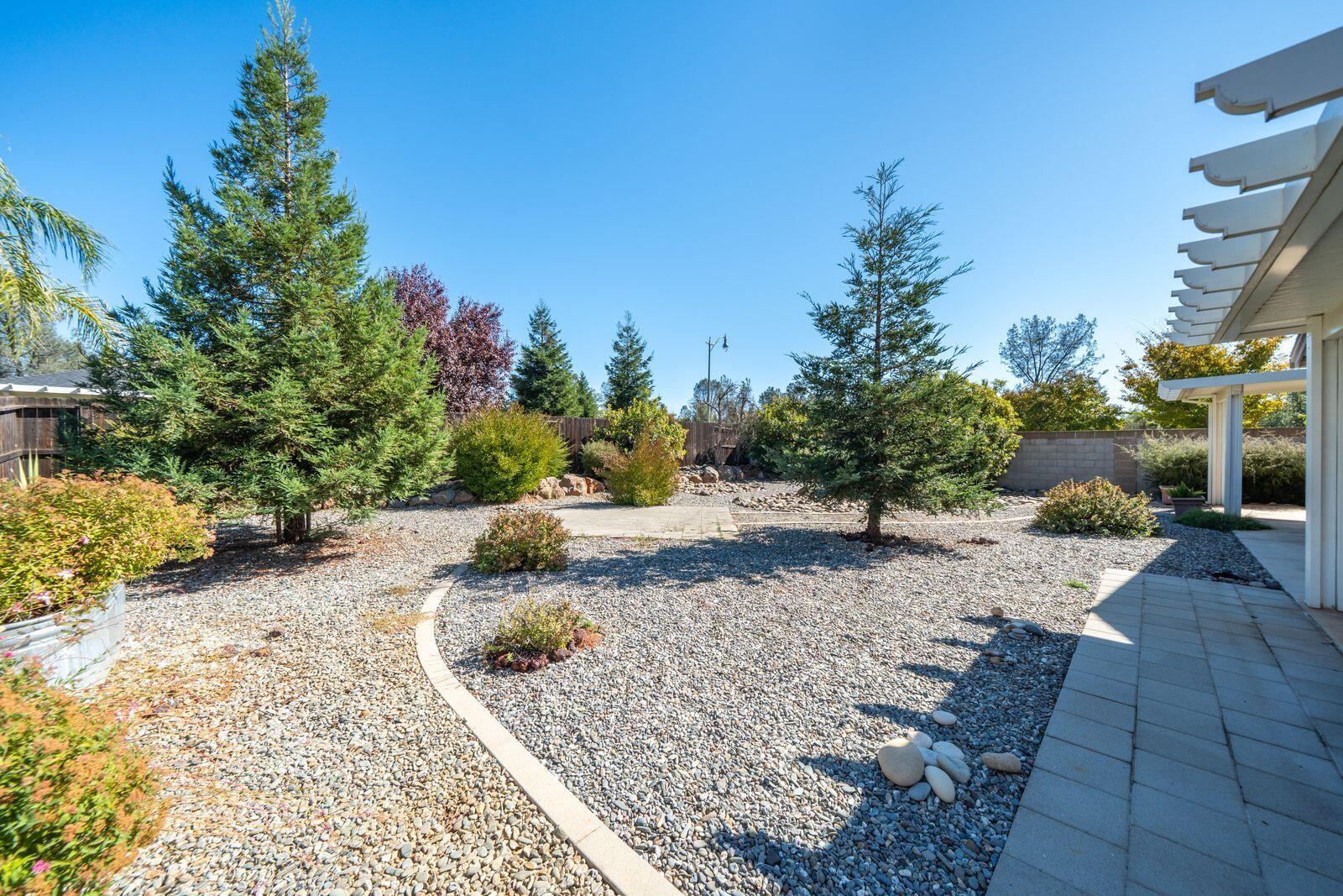 3498 Hotlam Road Redding, CA 96002 - Photo 34 of 48 d-I7JhzA