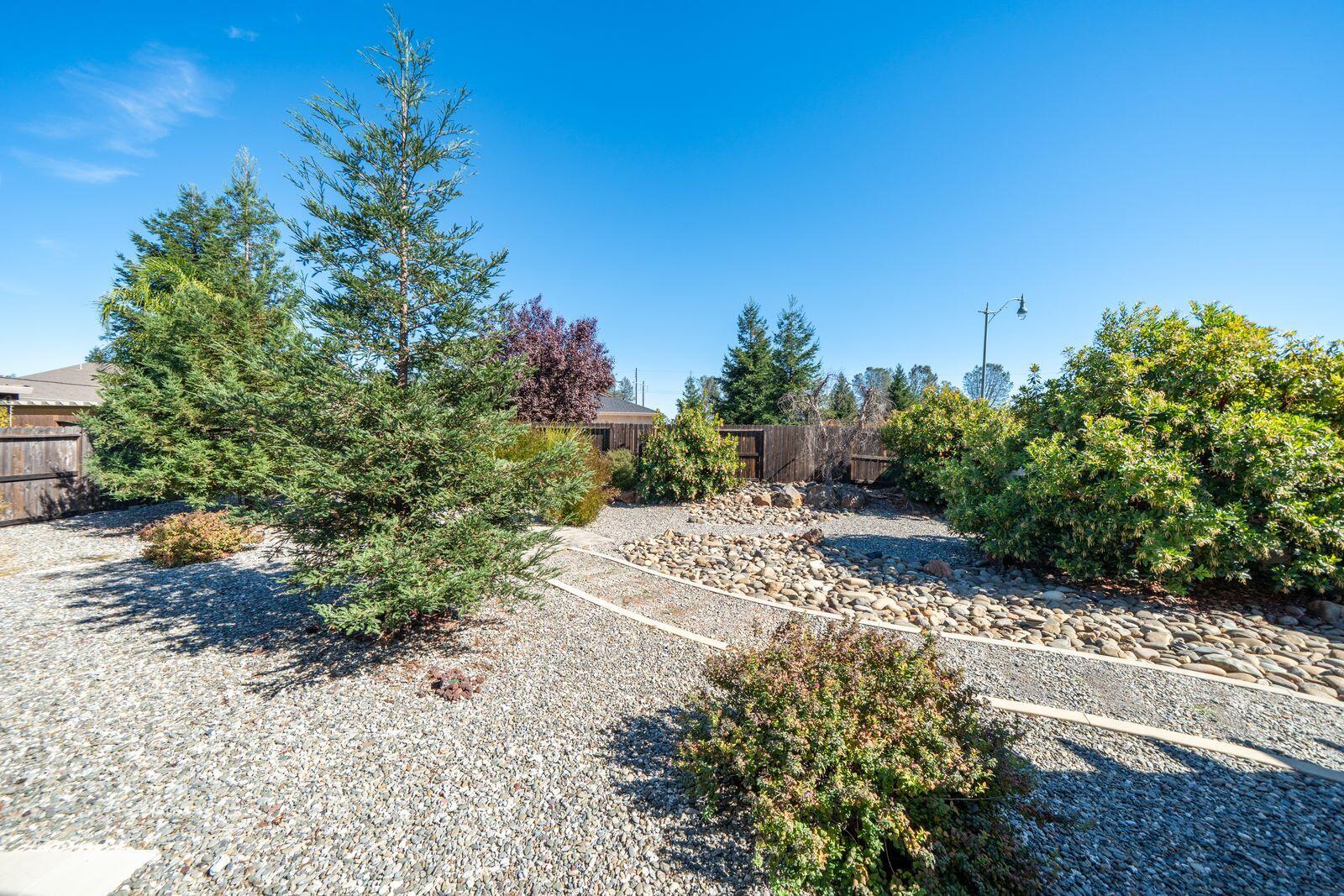 3498 Hotlam Road Redding, CA 96002 - Photo 35 of 48 SoFrC-qQ
