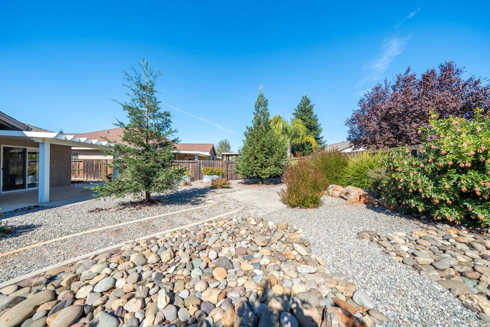 3498 Hotlam Road Redding, CA 96002 - Photo 37 of 48 jMwh0GBA