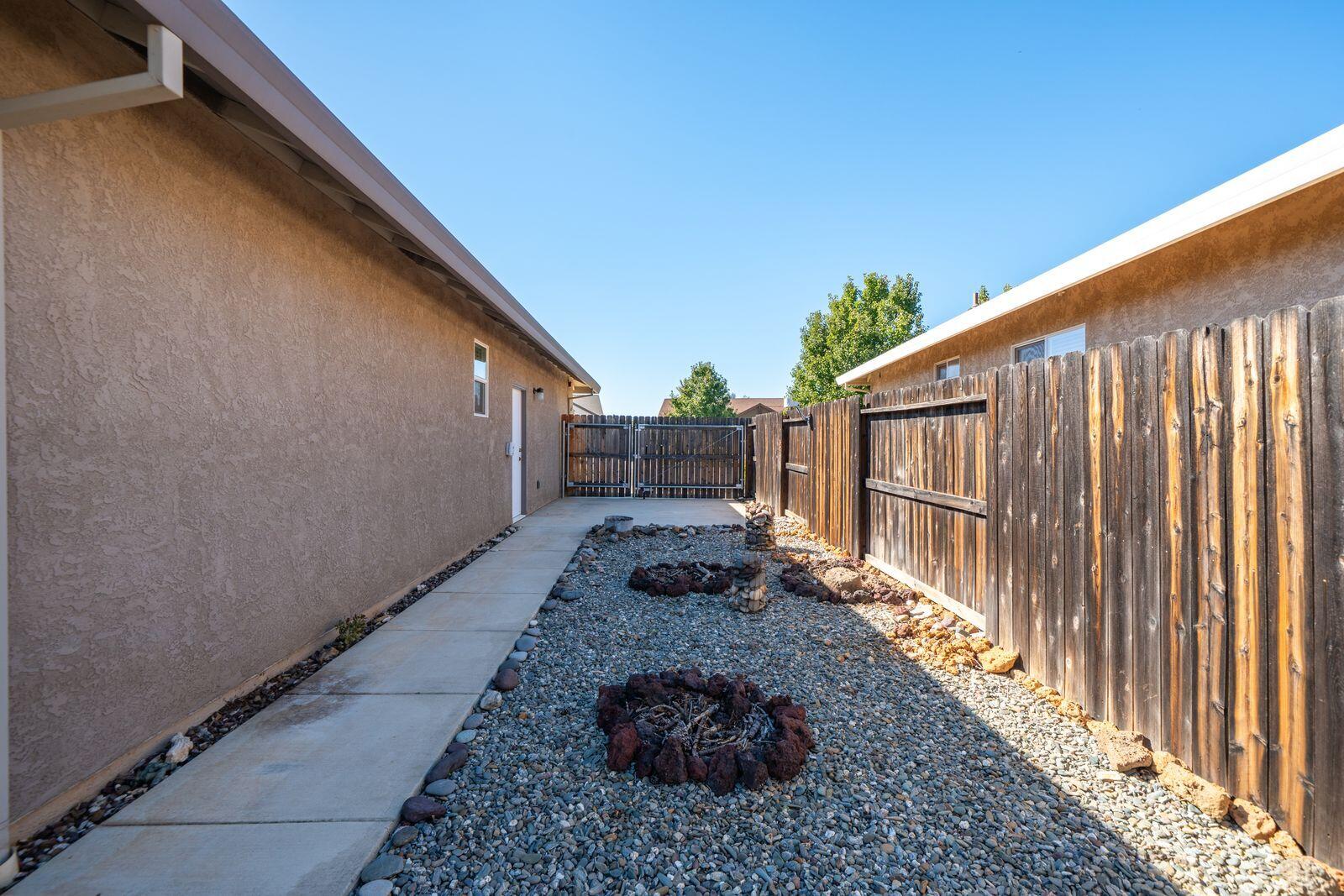 3498 Hotlam Road Redding, CA 96002 - Photo 42 of 48 h1NBDcHw