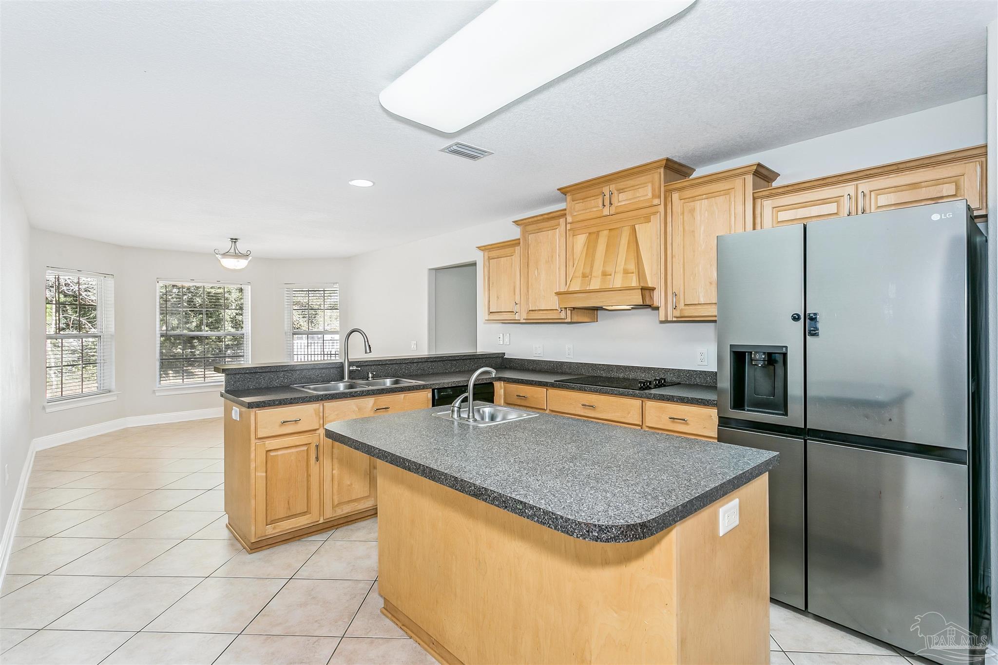 5643 Dunbar Circle Milton, FL 32583 - Photo 14 of 46