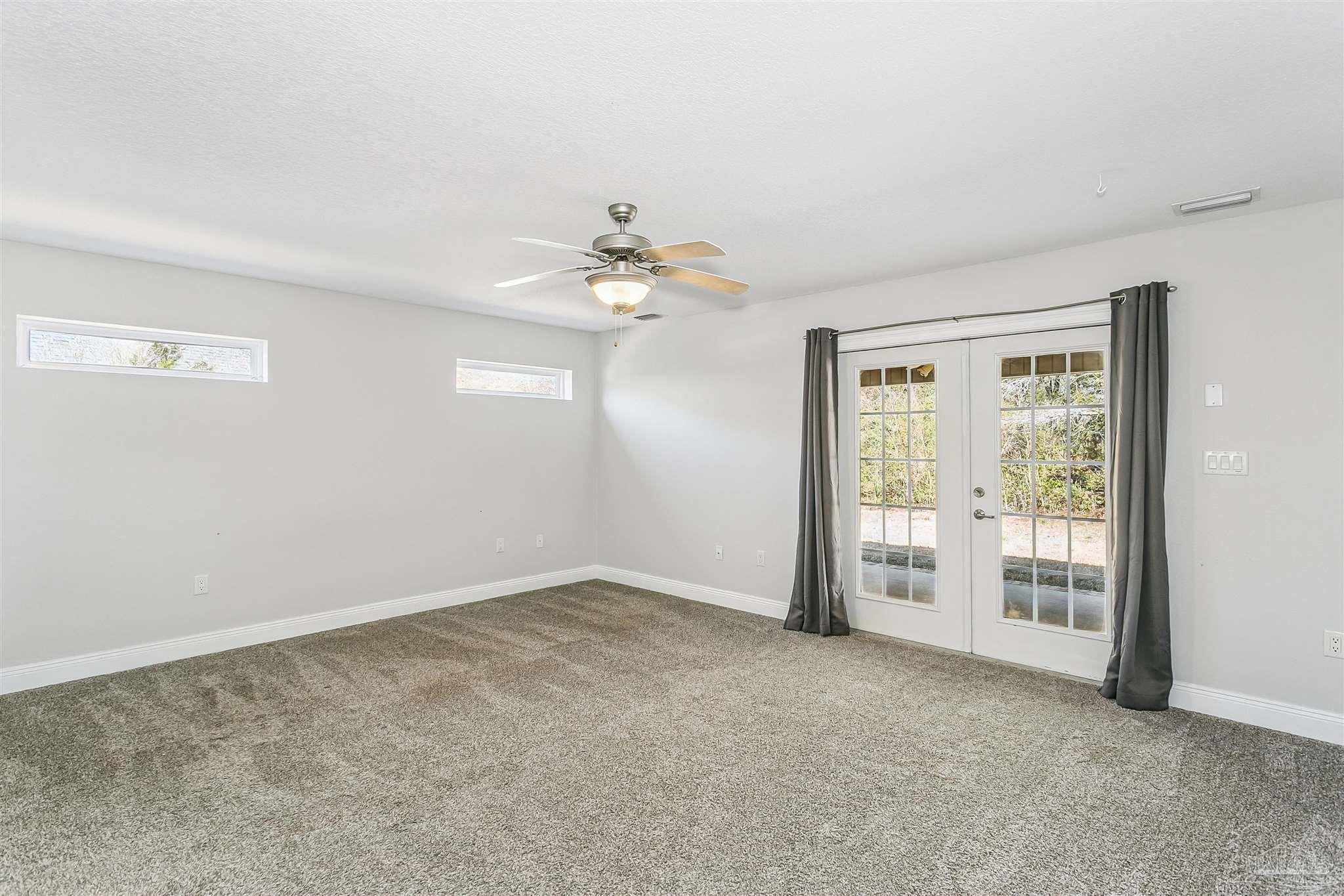 5643 Dunbar Circle Milton, FL 32583 - Photo 16 of 46