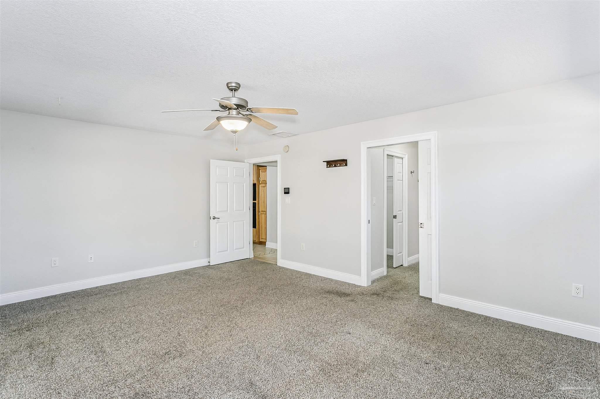 5643 Dunbar Circle Milton, FL 32583 - Photo 17 of 46