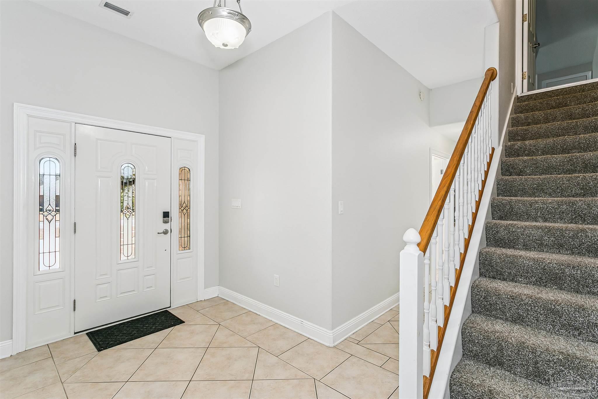 5643 Dunbar Circle Milton, FL 32583 - Photo 5 of 46