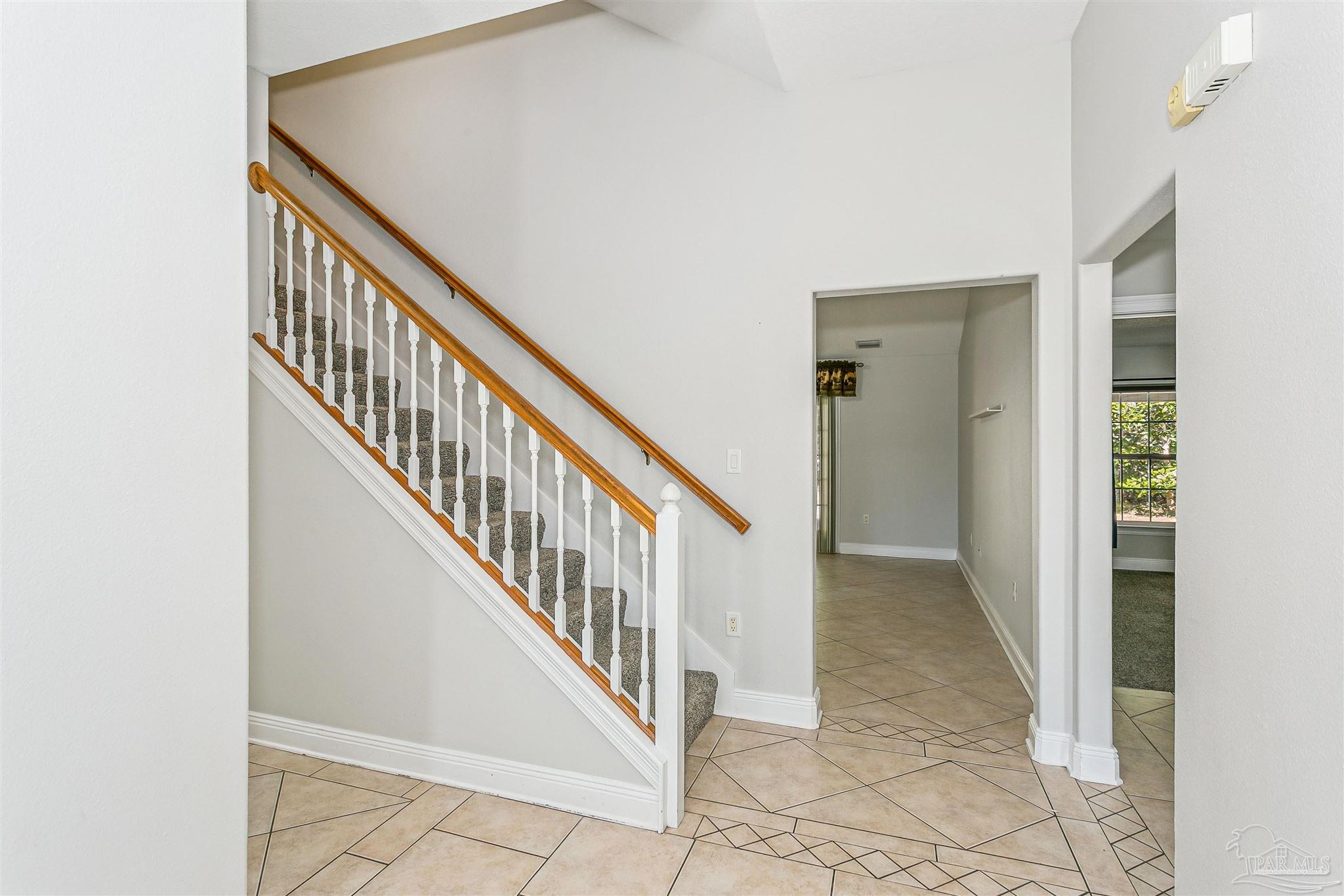 5643 Dunbar Circle Milton, FL 32583 - Photo 6 of 46