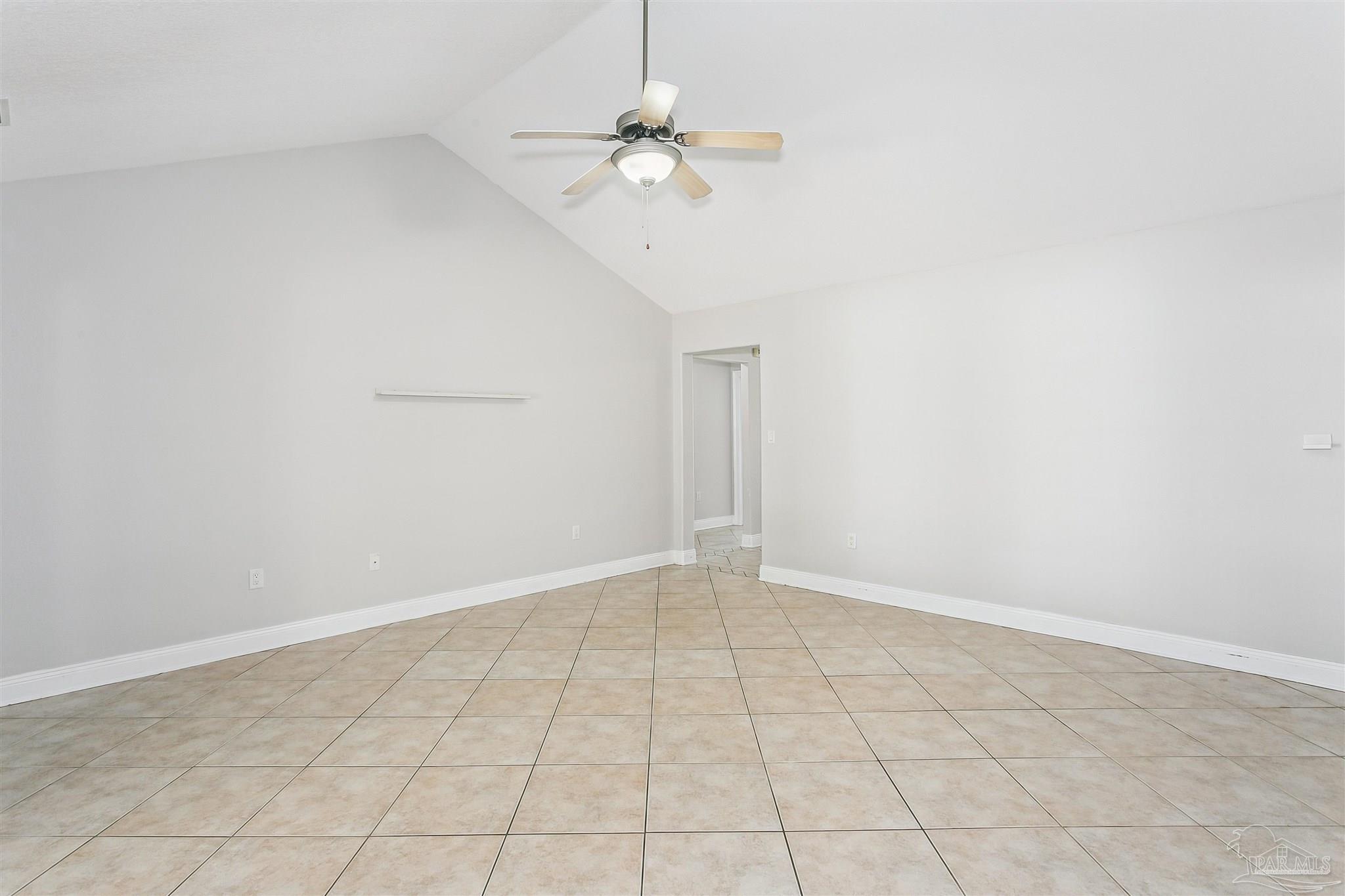 5643 Dunbar Circle Milton, FL 32583 - Photo 8 of 46