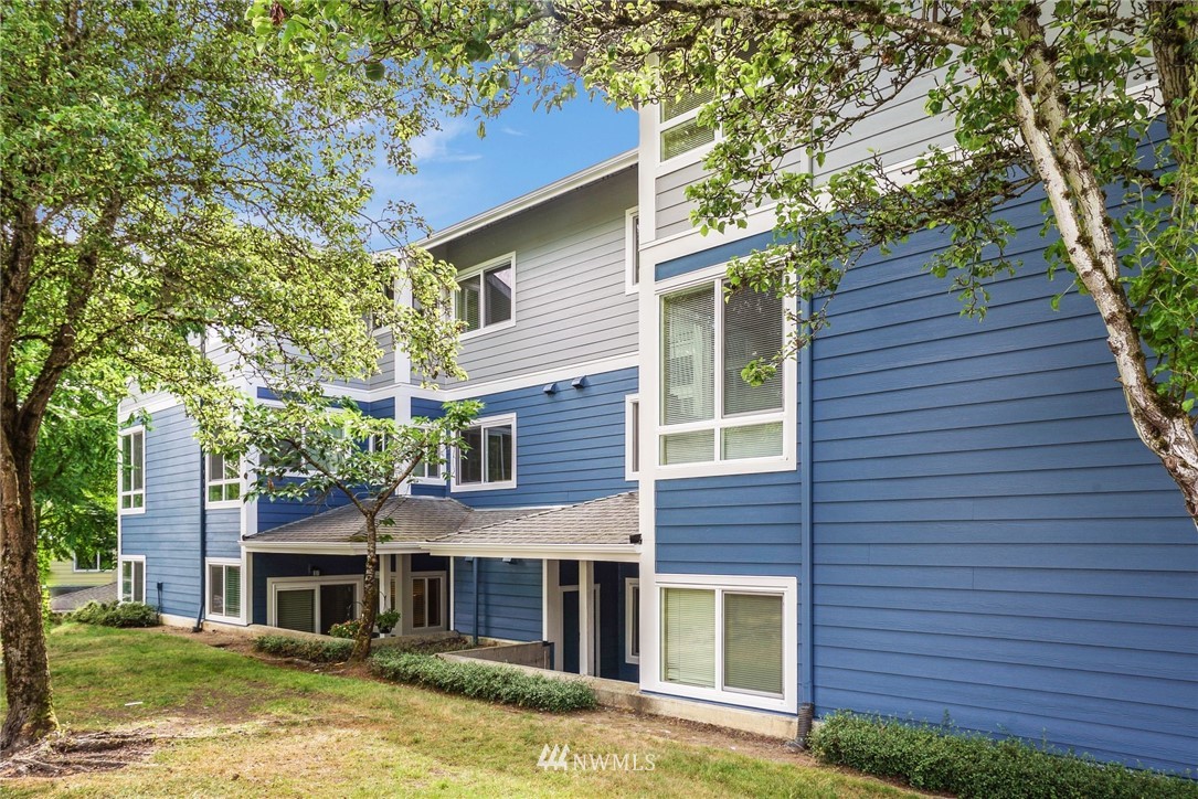 3906 243rd Place Southeast, Unit P101 Bothell, WA 98021 - Photo 10 of 11 Gallery Image 10