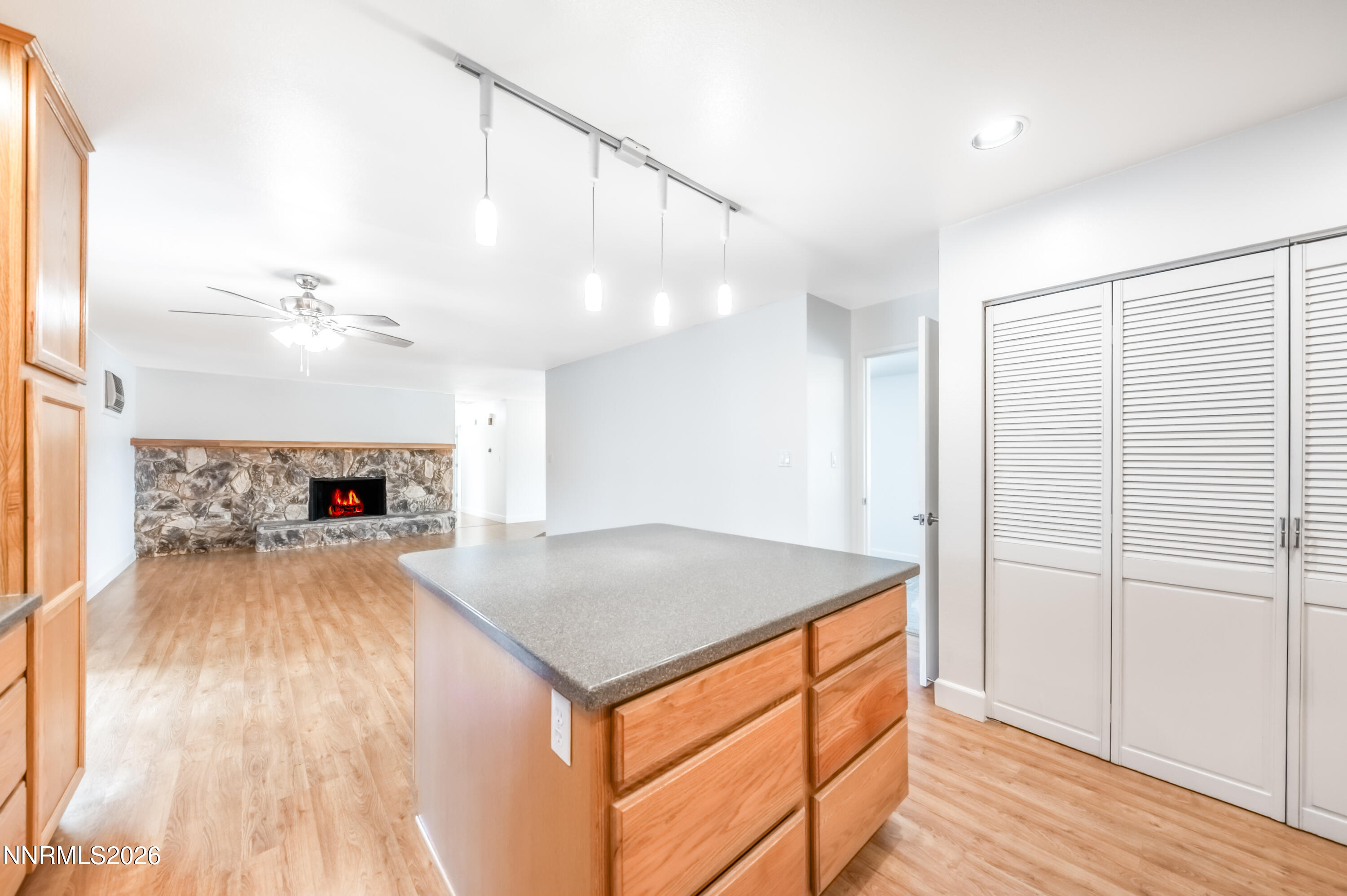 905 Sherman Way Reno, NV 89506 - Photo 14 of 40 S-1026