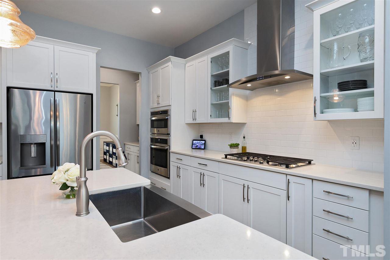 613 White Oak Pond Road Apex, NC 27523 - Photo 8 of 30 Gallery Image 8