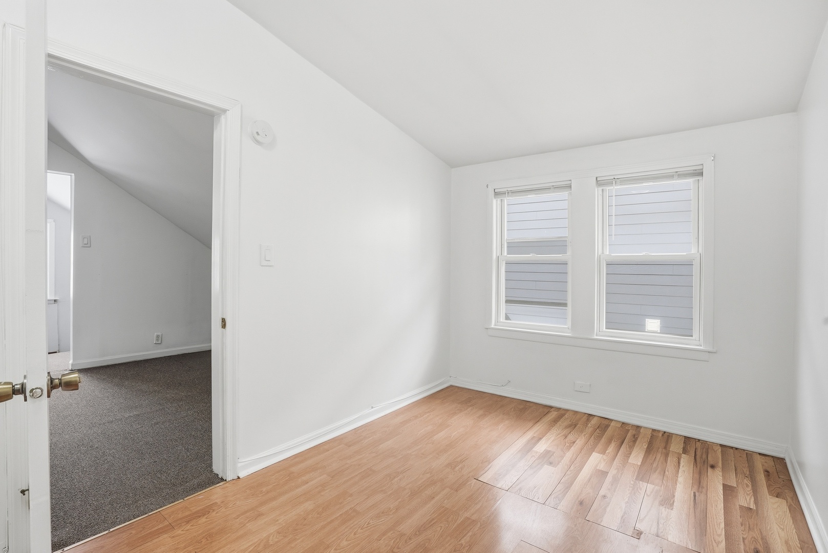 5014 West Strong Street Chicago, IL 60630 - Photo 16 of 33