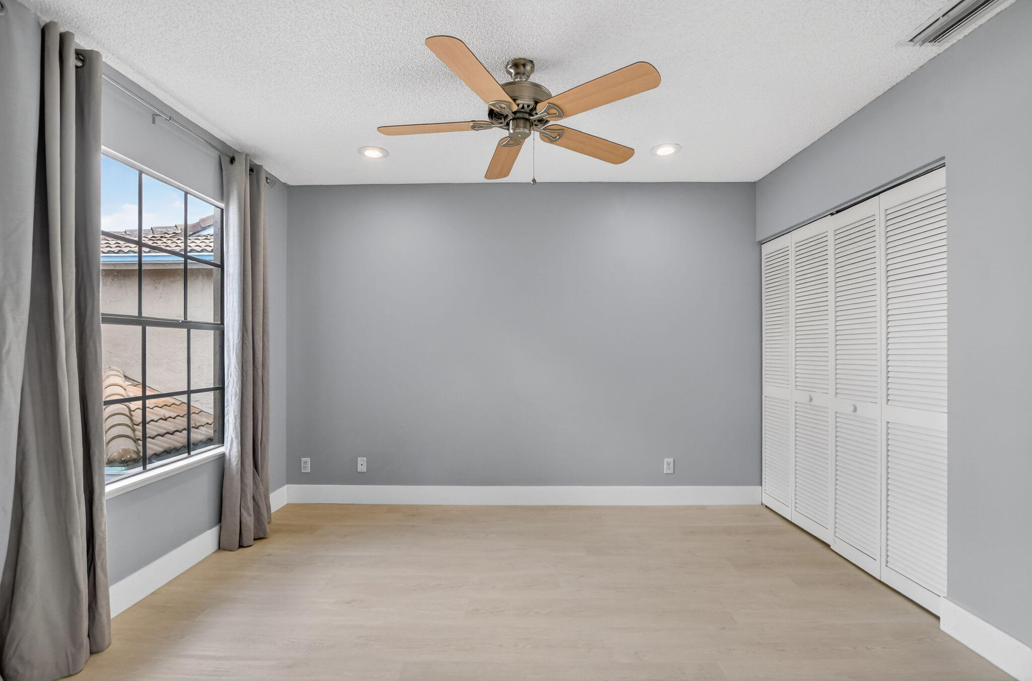 6769 Montego Bay Boulevard, Unit F Boca Raton, FL 33433 - Photo 20 of 35 12-web-or-mls-DSC_7042