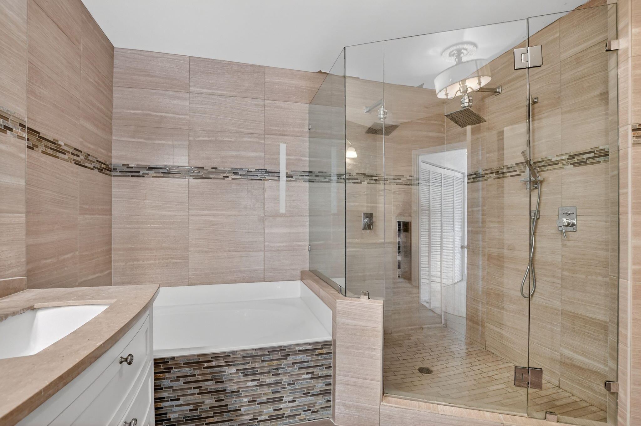 6769 Montego Bay Boulevard, Unit F Boca Raton, FL 33433 - Photo 28 of 35 25-web-or-mls-DSC_7105