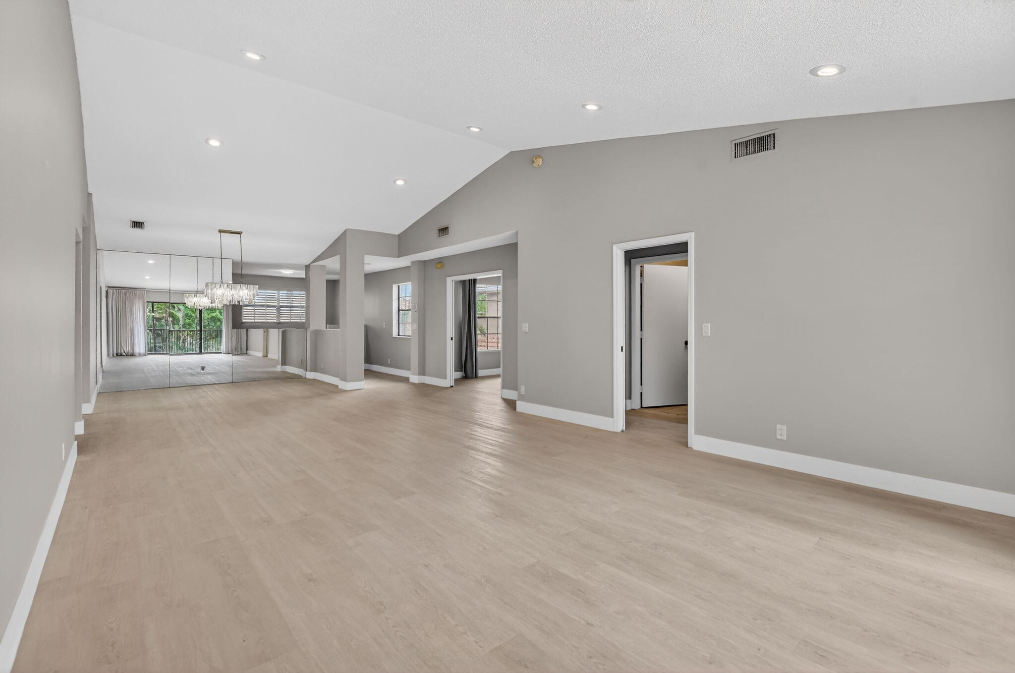 6769 Montego Bay Boulevard, Unit F Boca Raton, FL 33433 - Photo 8 of 35 9-web-or-mls-DSC_7026