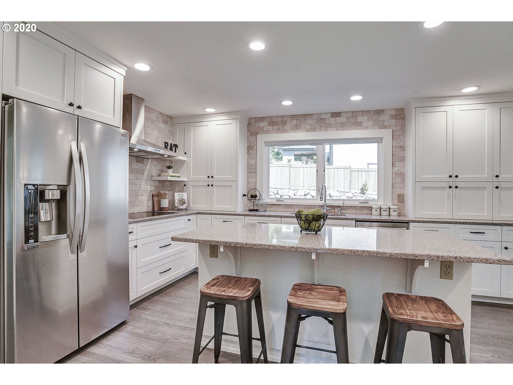 13592 Goodall Road Lake Oswego, OR 97034 - Photo 11 of 32 Gallery Image 11