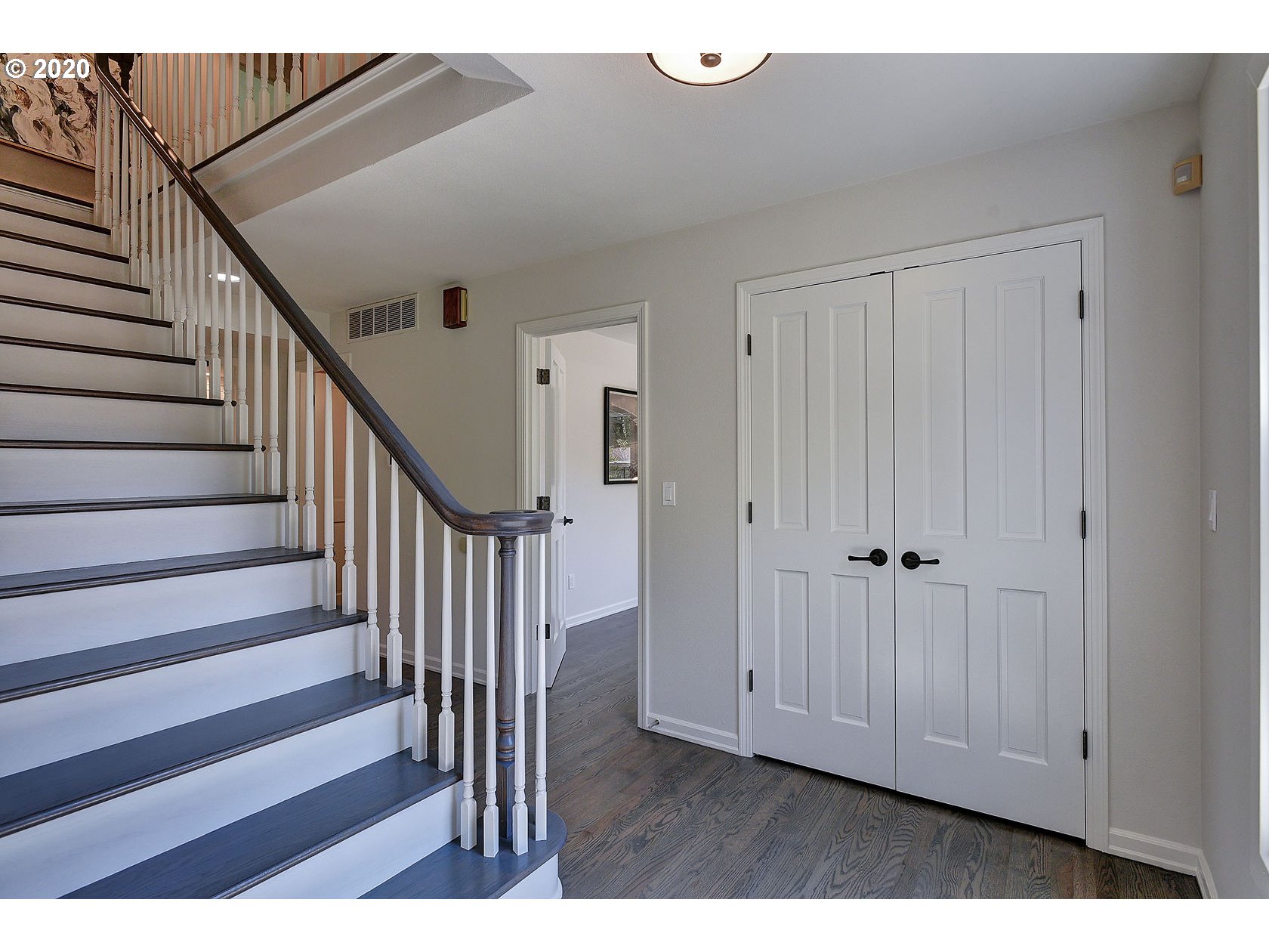 13592 Goodall Road Lake Oswego, OR 97034 - Photo 18 of 32 Gallery Image 18