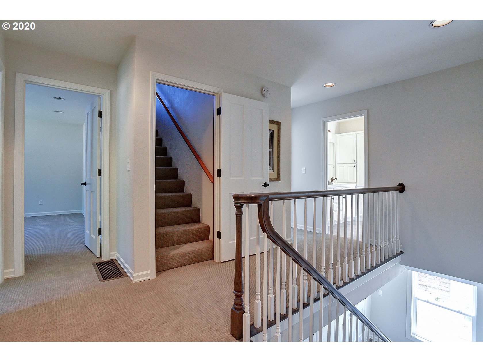 13592 Goodall Road Lake Oswego, OR 97034 - Photo 19 of 32 Gallery Image 19