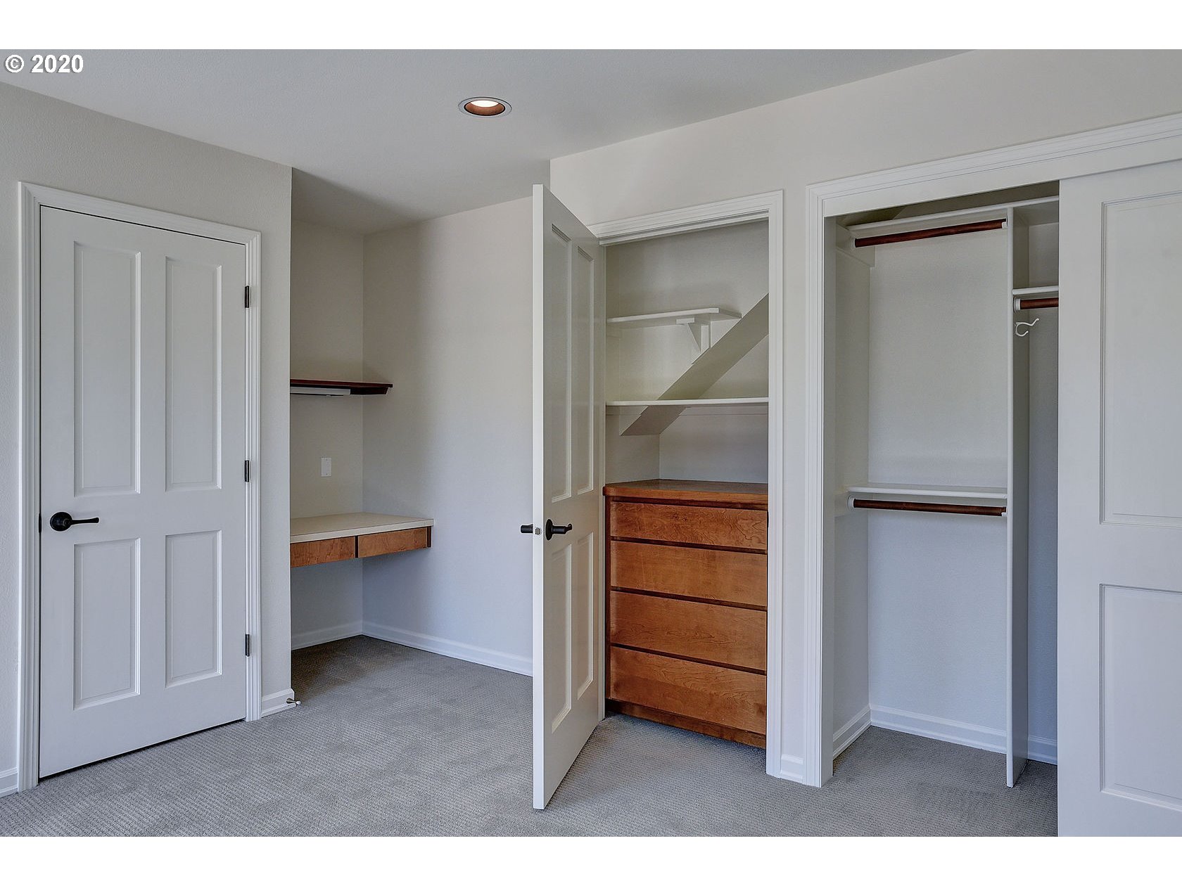 13592 Goodall Road Lake Oswego, OR 97034 - Photo 27 of 32 Gallery Image 27