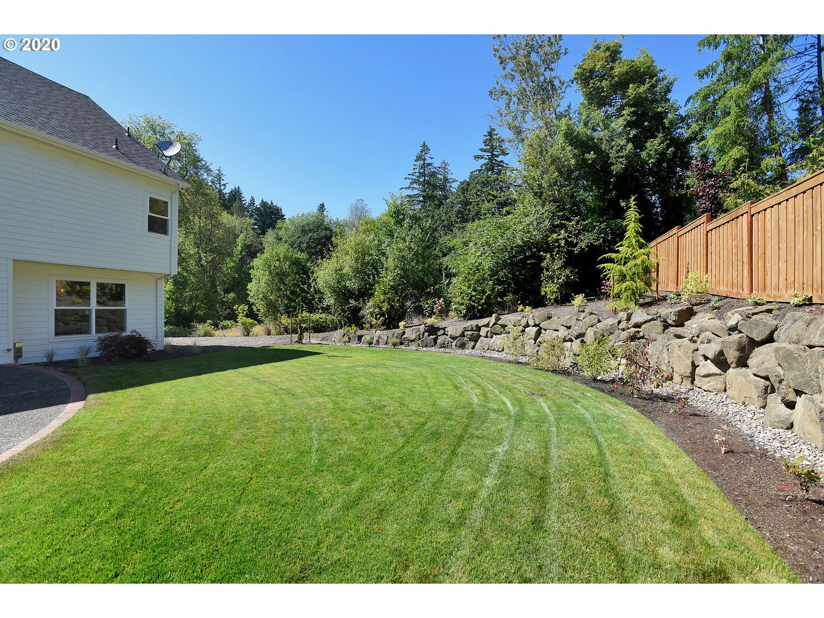 13592 Goodall Road Lake Oswego, OR 97034 - Photo 31 of 32 Gallery Image 31