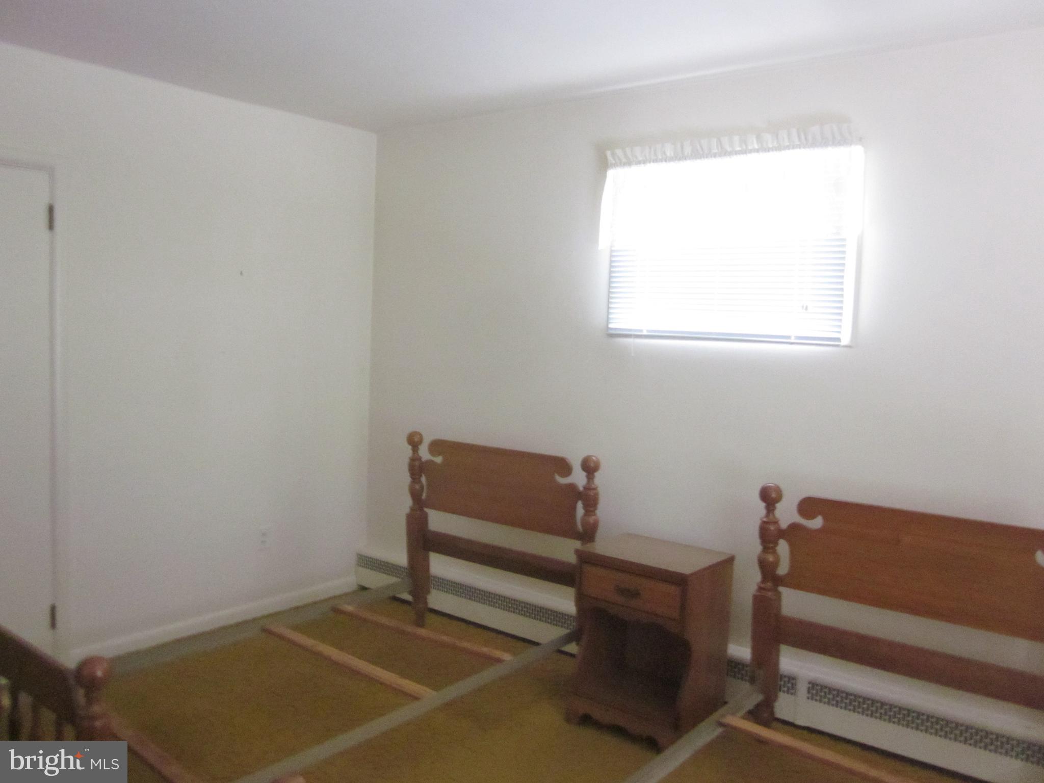 1056 Anna Road Huntingdon Valley, PA 19006 - Photo 19 of 27