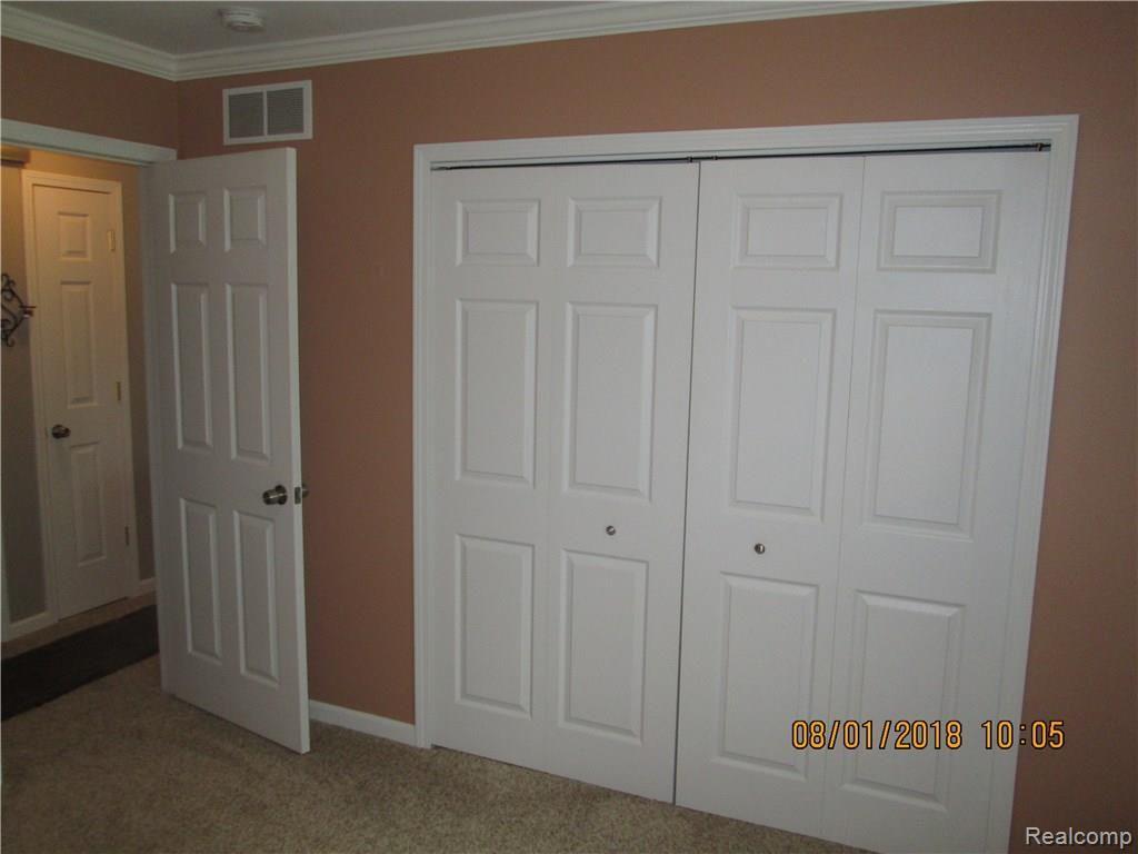 2438 Beach Road Port Huron, MI 48060 - Photo 71 of 72 IMG_4533.JPG