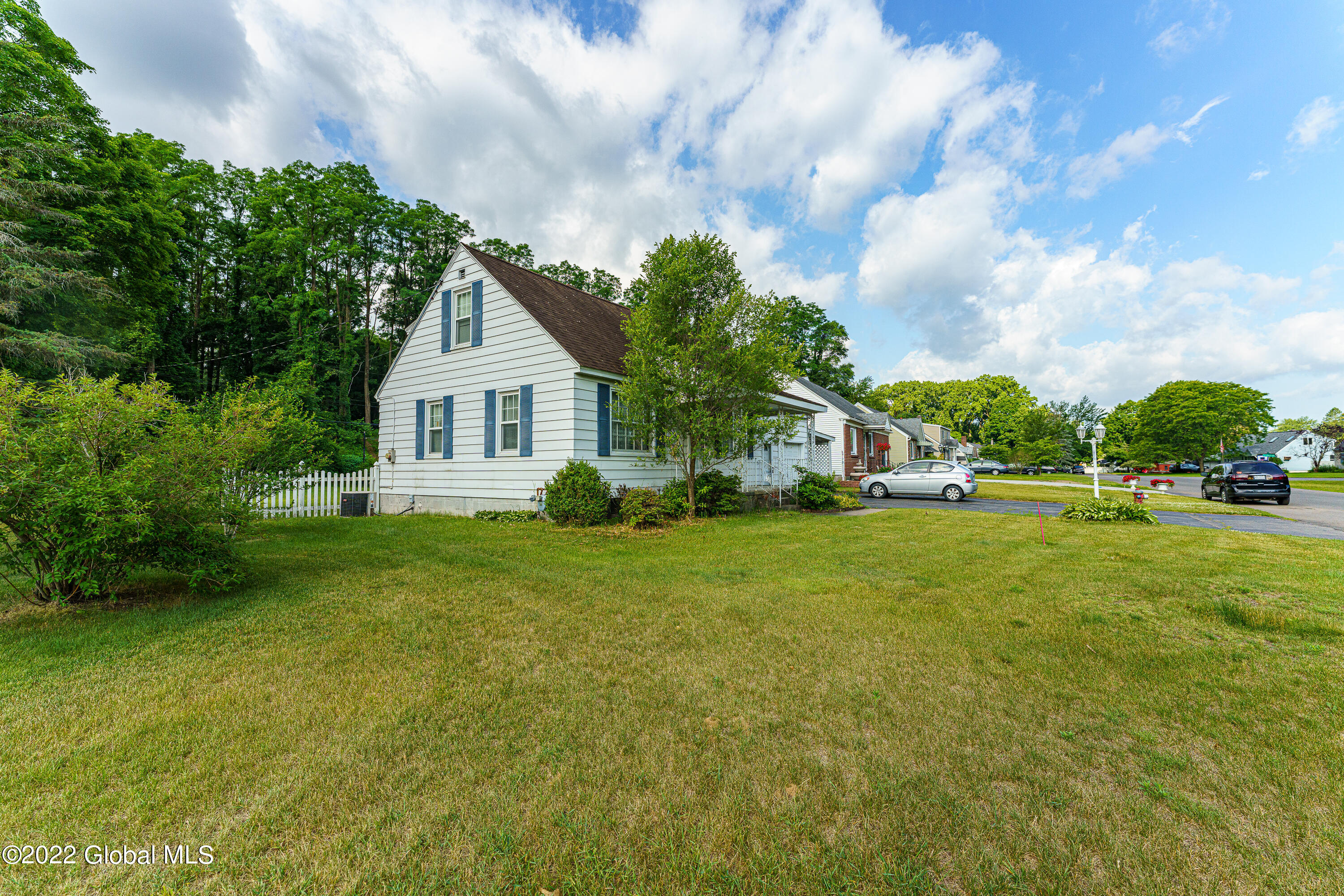 1011 Louis Road Rotterdam, NY 12303 - Photo 3 of 26 0 Front 3
