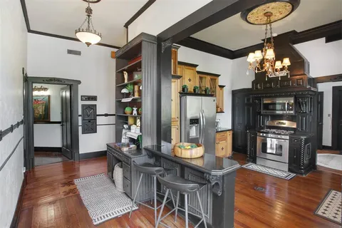 $389,000 | 130 Dr Michael Debakey Drive, Lake Charles, LA 70601