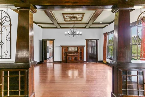 $389,000 | 130 Dr Michael Debakey Drive, Lake Charles, LA 70601