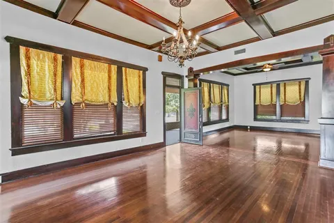 $389,000 | 130 Dr Michael Debakey Drive, Lake Charles, LA 70601