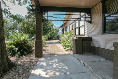 $389,000 | 130 Dr Michael Debakey Drive, Lake Charles, LA 70601