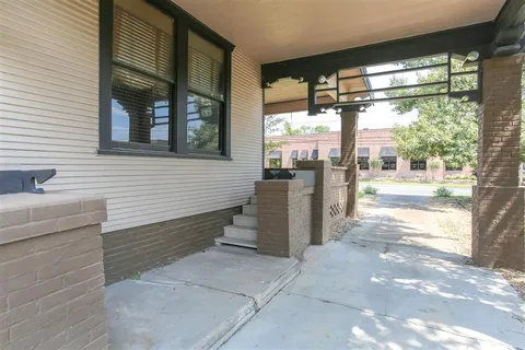 $389,000 | 130 Dr Michael Debakey Drive, Lake Charles, LA 70601