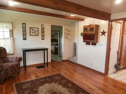 1004 East Hibbard Road Owosso, MI 48867 - Photo 11 of 20 31291364-10.JPG