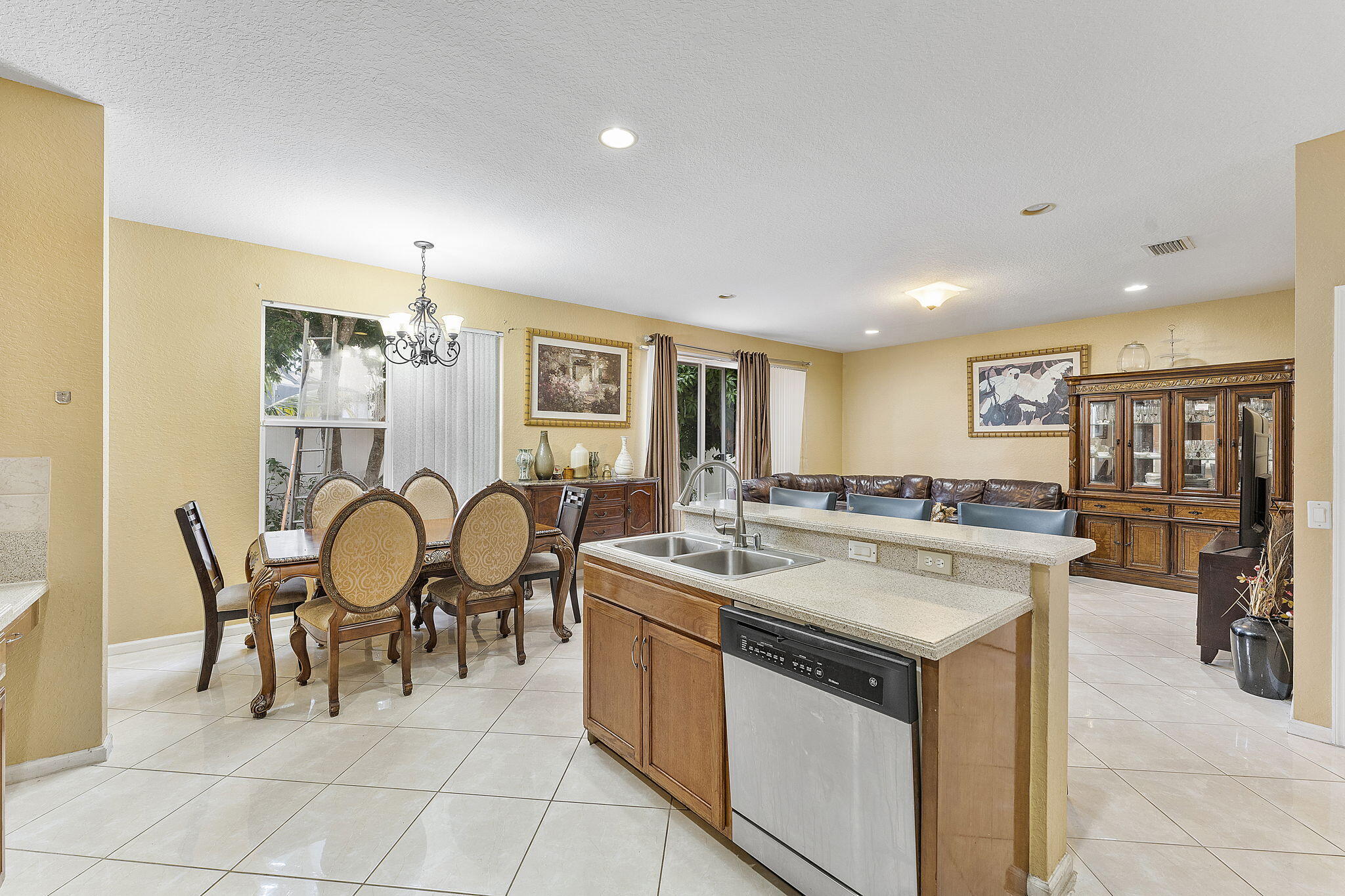 5210 Rising Comet Lane Greenacres, FL 33463 - Photo 8 of 38 23-web-or-mls-5210 Rising Comet Lane_026