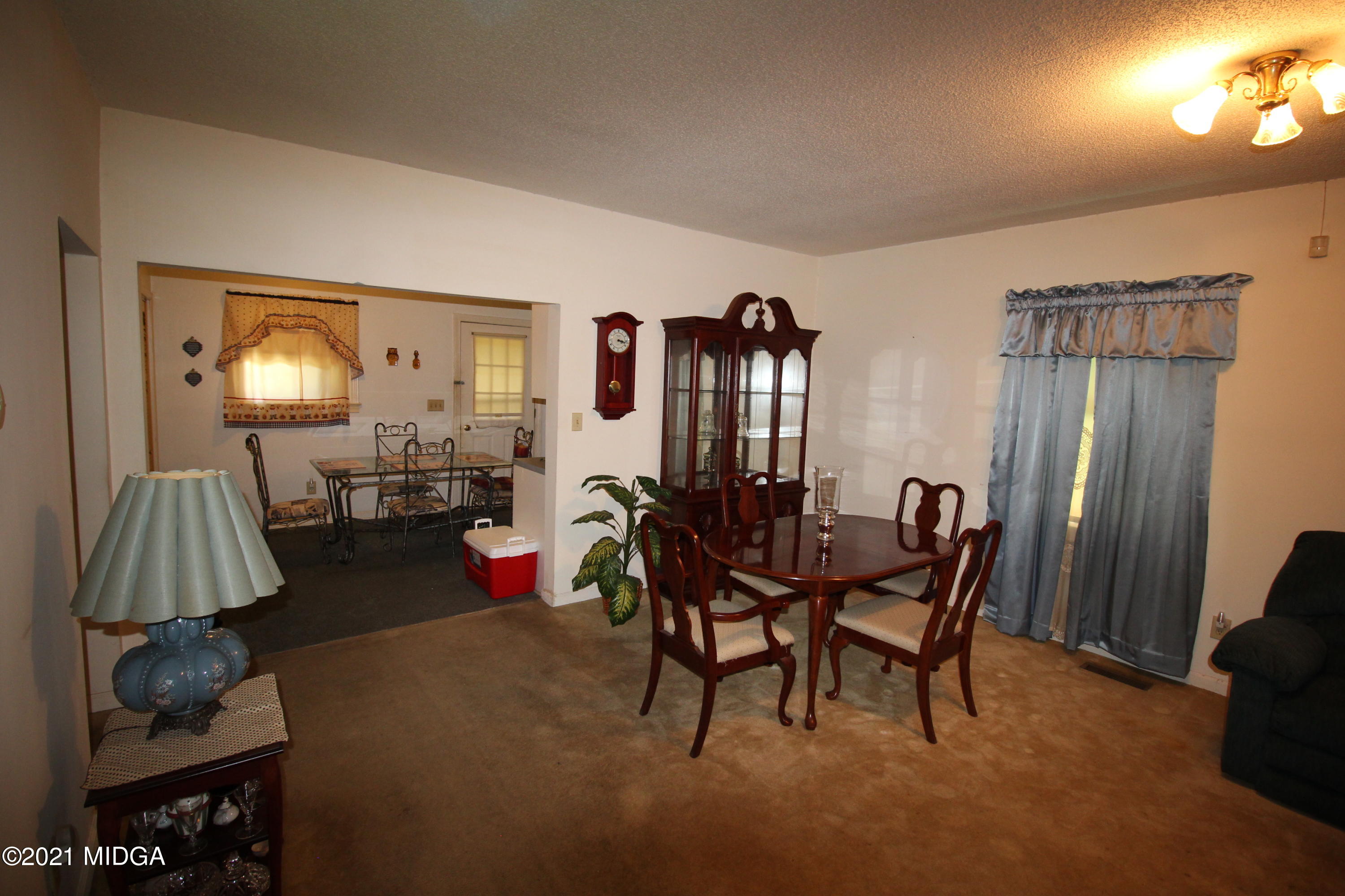 1343 Williamson Road Macon, GA 31206 - Photo 3 of 15 IMG_9936