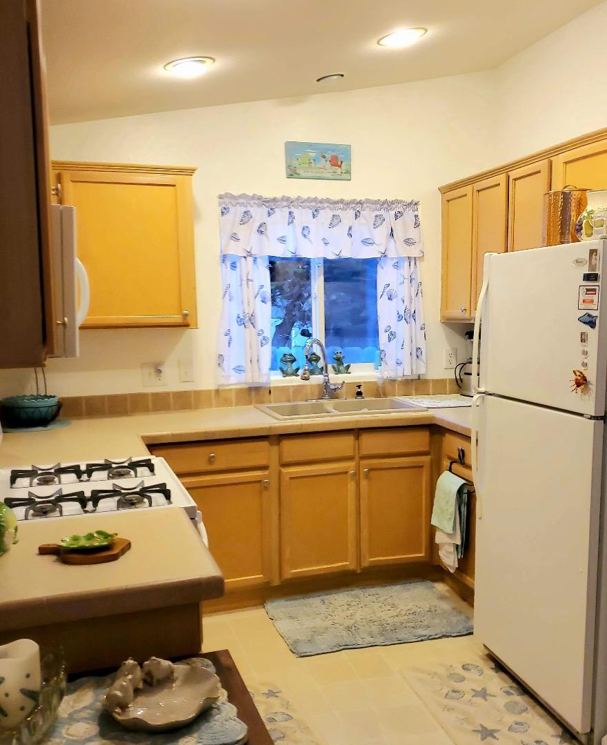 3320 Del Monte Boulevard, Unit 57 Marina, CA 93933 - Photo 6 of 30