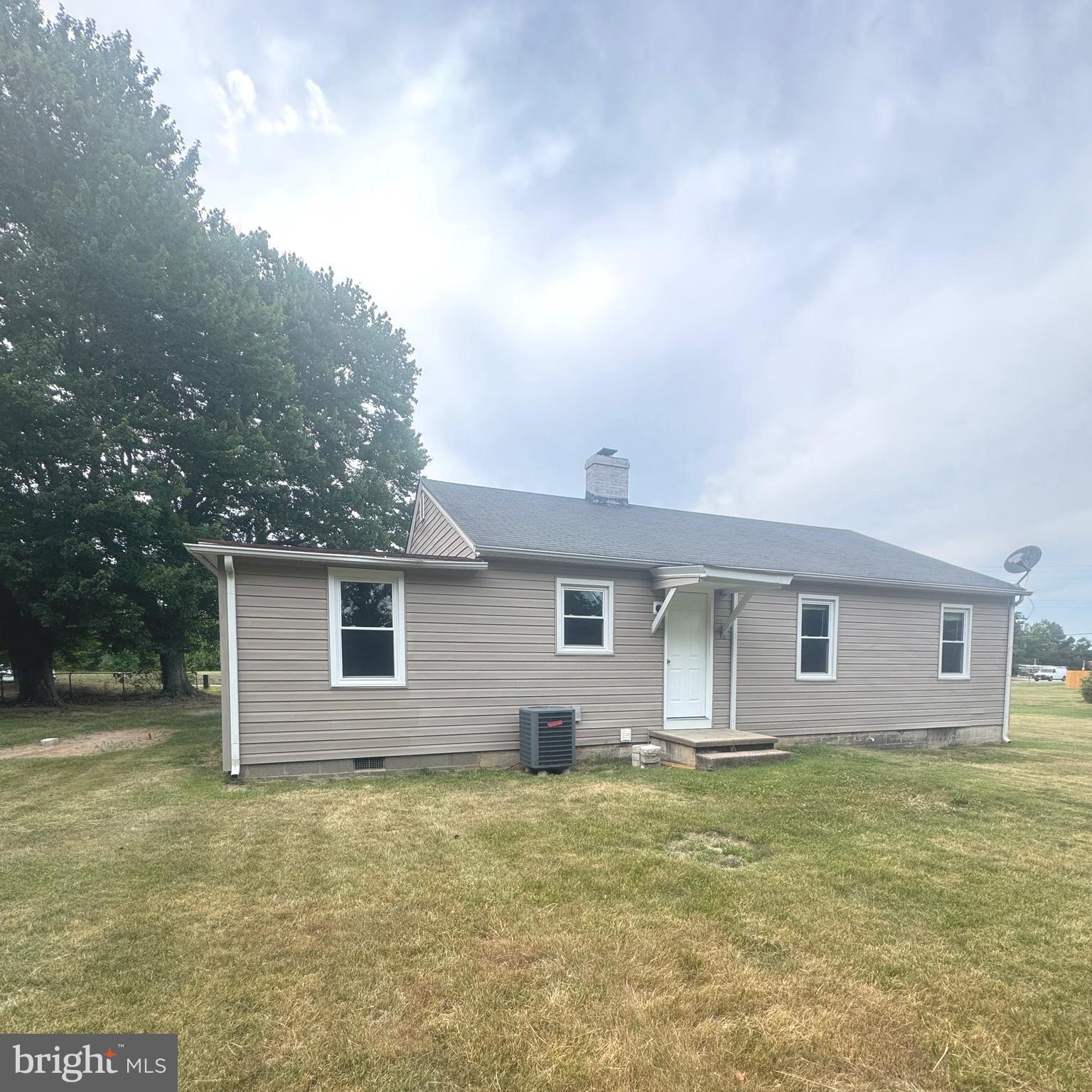 11370 Ridge Road King George, VA 22485 - Photo 4 of 15