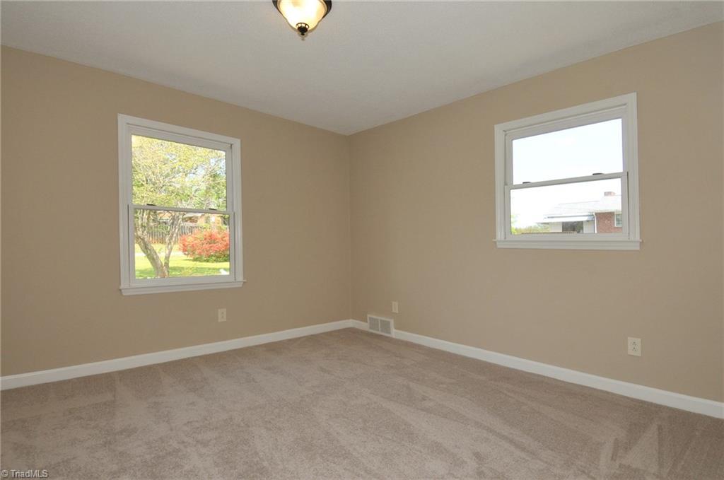782 Stephany Circle Rural Hall, NC 27045 - Photo 7 of 16 Gallery Image 7