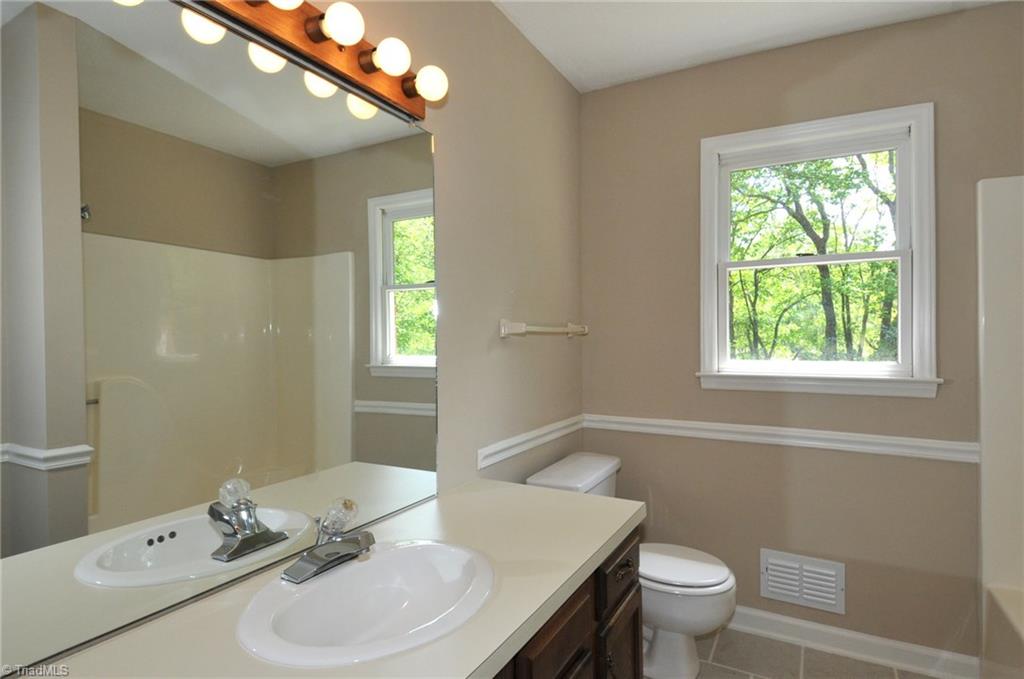 782 Stephany Circle Rural Hall, NC 27045 - Photo 10 of 16 Gallery Image 10