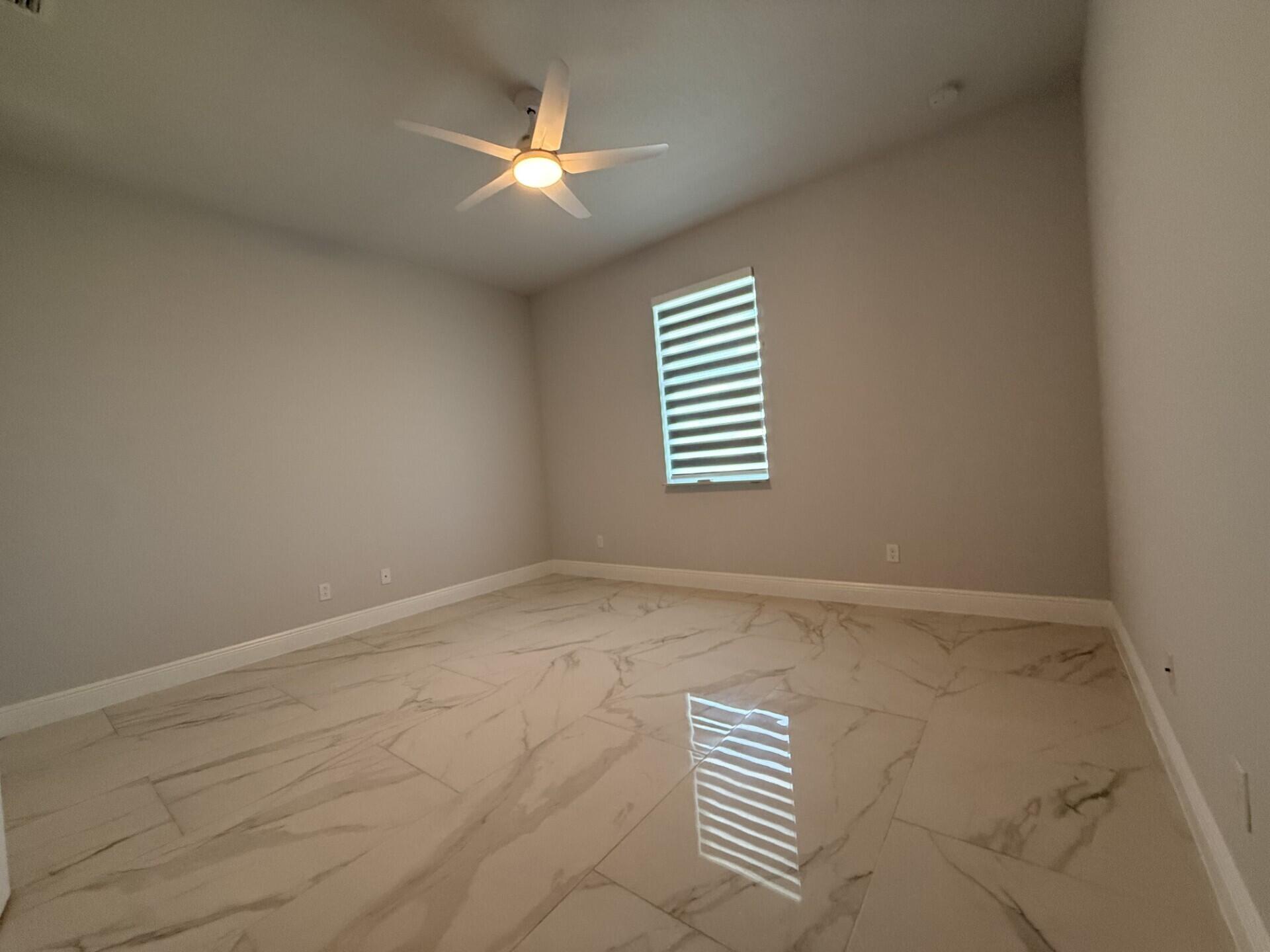 5673 Northwest Whitecap Road Port St. Lucie, FL 34986 - Photo 21 of 31 fcddf864-0a88-4d10-8c9b-56bdd0c959b6