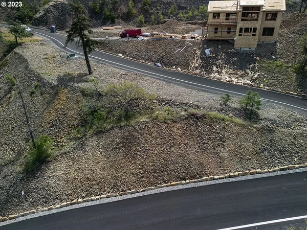 $329,000 | Blanchard Boulevard, Unit 34, Mosier, OR 97040