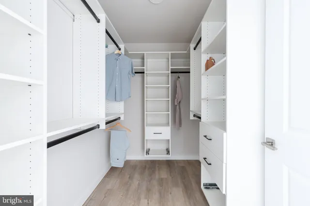 $3,350 | 1130 North Delaware Avenue, Unit 1E, Philadelphia, PA 19125