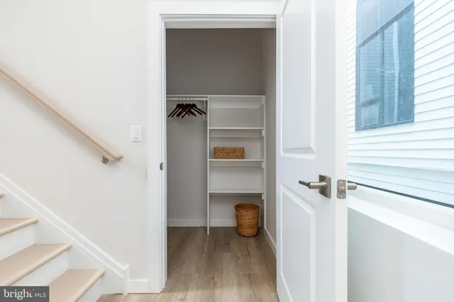 $3,350 | 1130 North Delaware Avenue, Unit 1E, Philadelphia, PA 19125