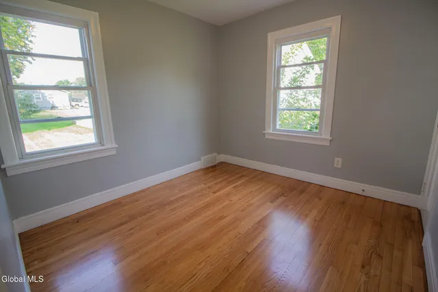 $2,350 | 30 Wilkins Avenue, Colonie, NY 12205